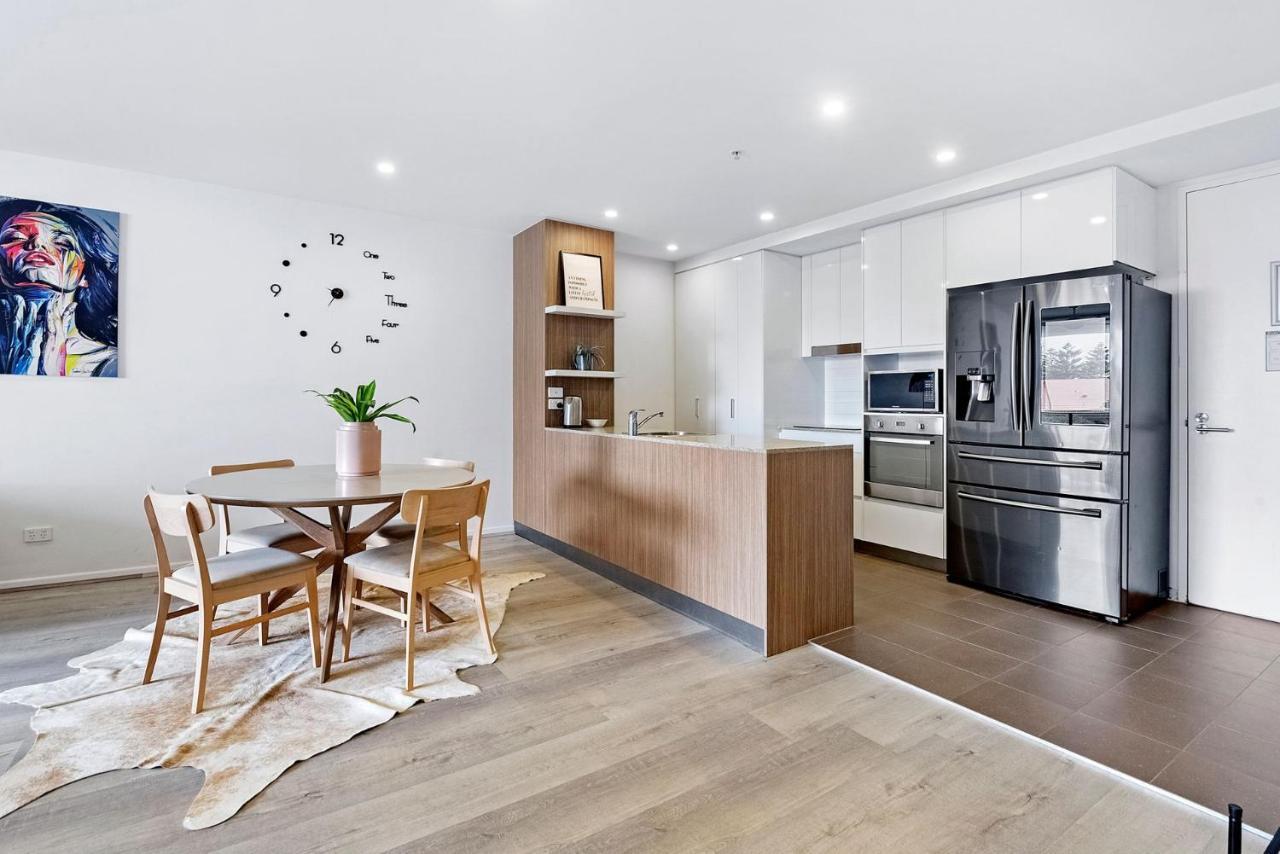 Broadbeach - Modern 2 Bedroom At Synergy Apartment *