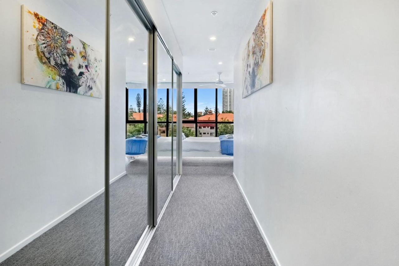 Broadbeach - Modern 2 Bedroom At Synergy
