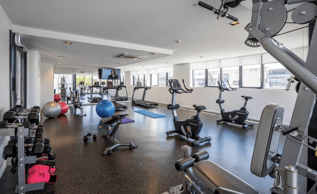 Broadbeach - Modern 2 Bedroom At Synergy Apartment Gold Coast